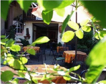 Landgasthaus Loewen Mit Gaestehaus Holzhausen  Екстериор снимка