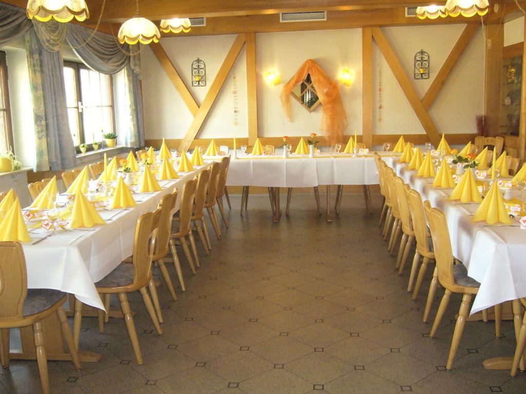 Landgasthaus Loewen Mit Gaestehaus Holzhausen  Екстериор снимка